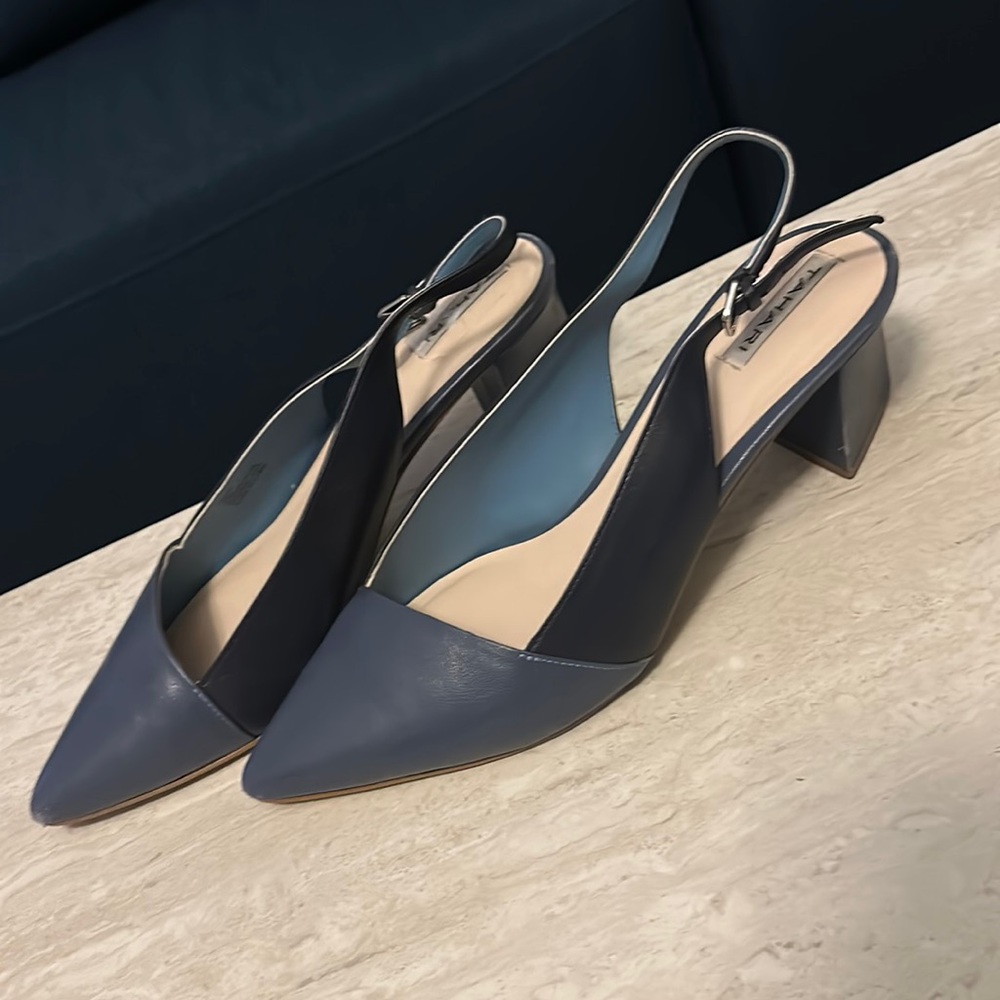 Close toe heels